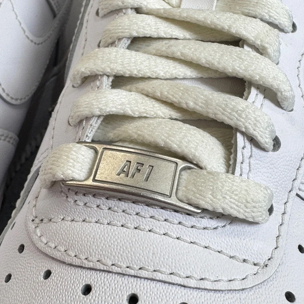 Nike Air Force 1 07 Mens White White Low Top Sneakers CW2288-111 Size 8